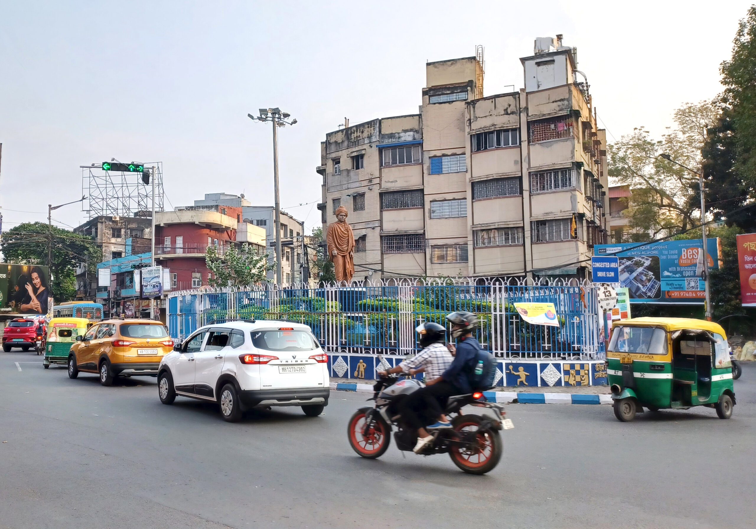 real-estate-company-in-new-alipore-